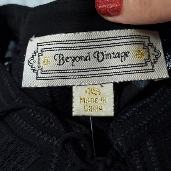 Beyond Vintage Black Blouse Size XS - Picture 2 of 9
